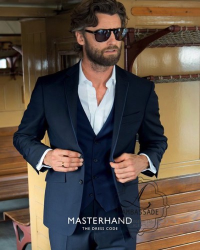 Masterhand trouwkostuum